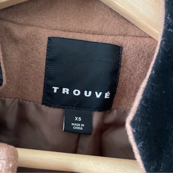 Trouvé Cropped Wool Blazer, tan/black - Picture 3 of 4